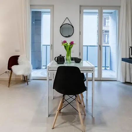 Porta Volta 1 Apartment *